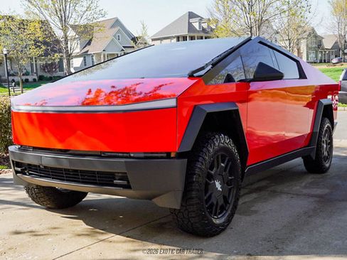 Used 2024 Tesla Cybertruck Cyberbeast AWD/4WD image 14