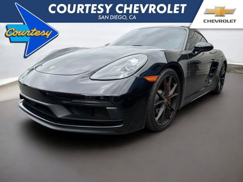 Used 2018 Porsche 718 Cayman GTS image 1