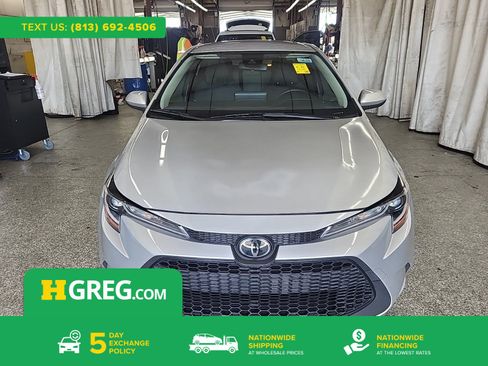 Used 2022 Toyota Corolla LE FWD image 1