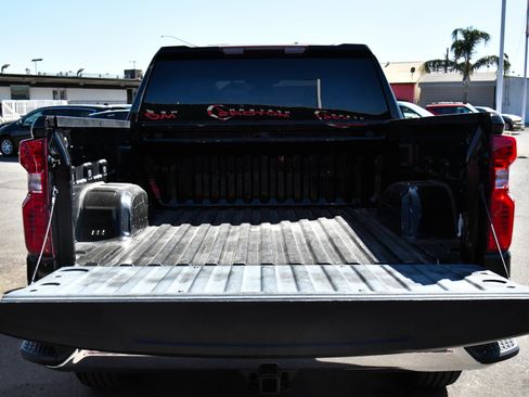 Used 2022 Chevrolet Silverado 1500 LT AWD/4WD image 41