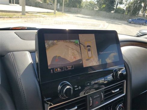 Used 2023 Nissan Armada SL w/ Captain's Chairs Package image 22