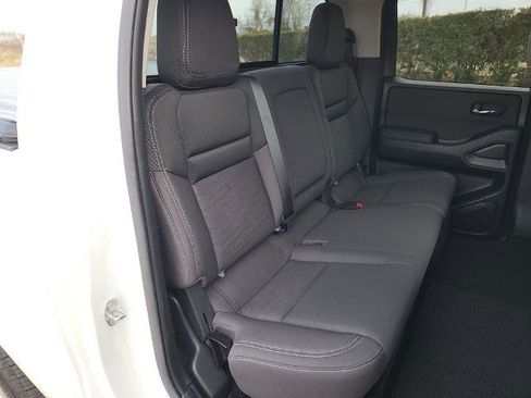 Certified 2024 Nissan Frontier SV w/ SV Convenience Package image 14