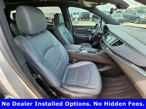 Used 2022 Buick Enclave Premium w/ Experience Buick Package FWD image 31
