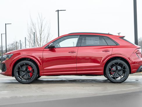 New 2026 Audi RS Q8 performance image 6