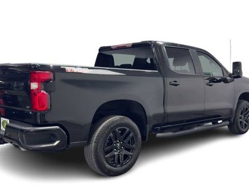 Used 2021 Chevrolet Silverado 1500 LT Trail Boss image 2
