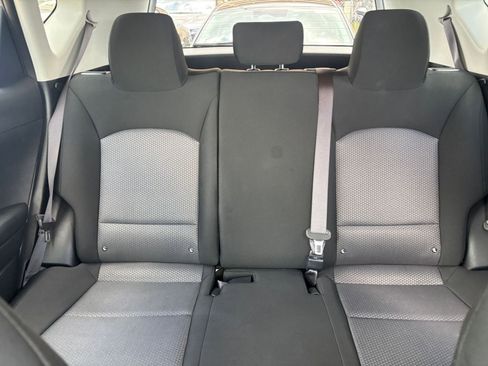 Used 2025 Kia Soul LX w/ LX Technology Package FWD image 36