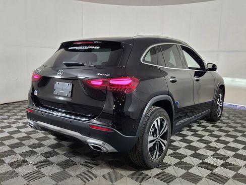 Used 2025 Mercedes-Benz GLA 250 4MATIC image 7