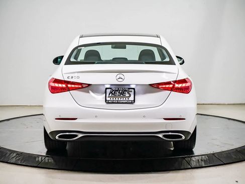 Used 2025 Mercedes-Benz C 300 Sedan image 3