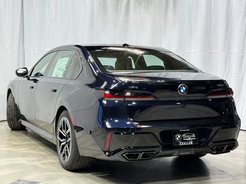 New 2026 BMW 760i xDrive w/ Executive Package AWD/4WD image 4