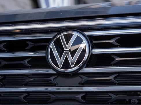 New 2026 Volkswagen Atlas SE AWD/4WD image 3