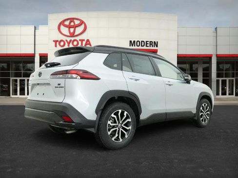 New 2026 Toyota Corolla Cross SE image 21