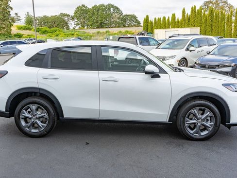 New 2026 Honda HR-V LX image 5