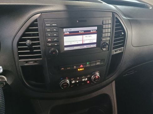 Used 2020 Mercedes-Benz Metris Passenger image 26