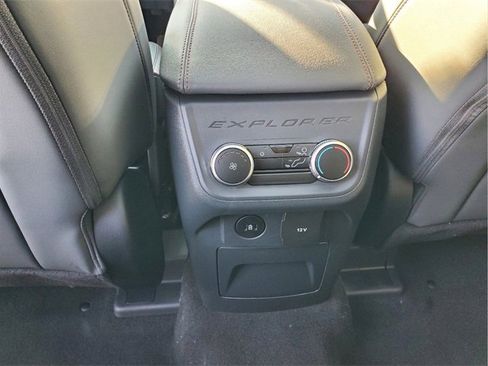 New 2025 Ford Explorer Active w/ Active Comfort Package image 37