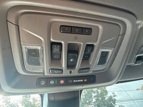 Used 2021 Chevrolet Silverado 1500 LTZ w/ Safety Package II AWD/4WD image 26