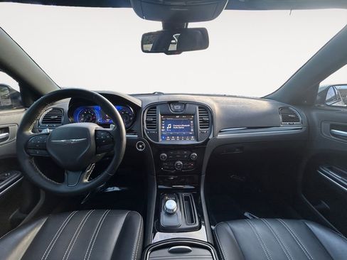 Used 2022 Chrysler 300 S image 13
