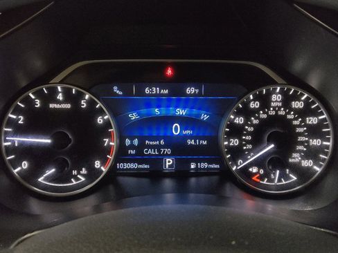 Used 2018 Nissan Murano SL w/ Moonroof Package FWD image 23