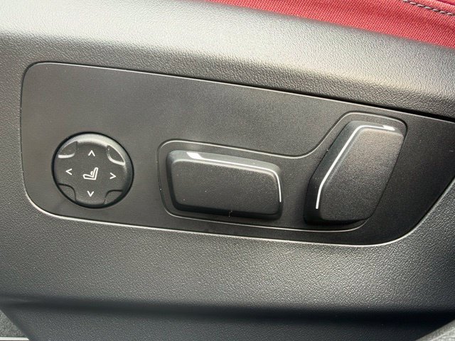Certified 2026 BMW 540i xDrive AWD/4WD image 15