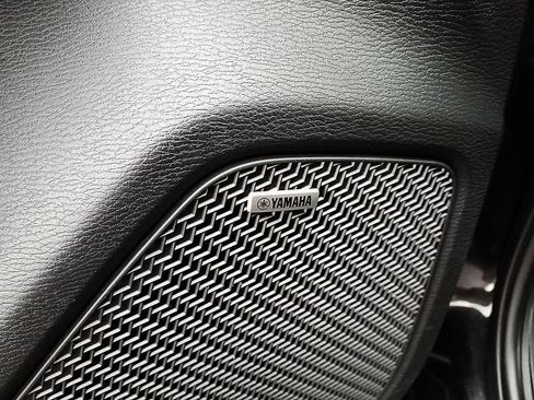 Used 2025 Mitsubishi Outlander SE FWD image 13