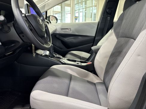 Used 2026 Toyota Corolla LE image 11