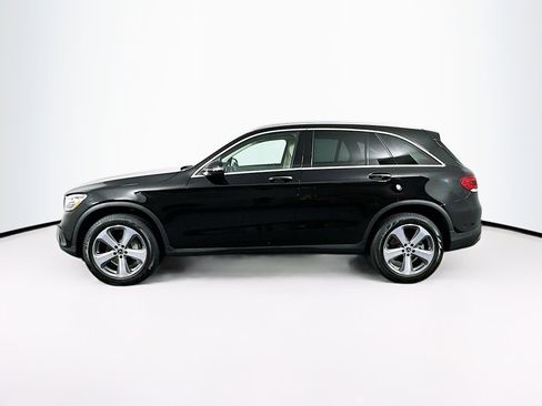 Used 2022 Mercedes-Benz GLC 300 w/ Multimedia Package Lite image 4