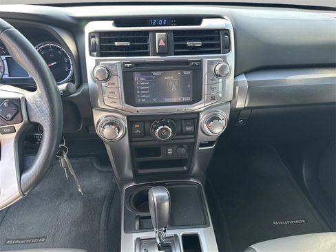 Used 2016 Toyota 4Runner SR5 image 25