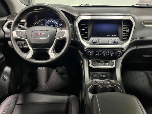 Certified 2023 GMC Acadia SLT w/ Elevation Edition image 11