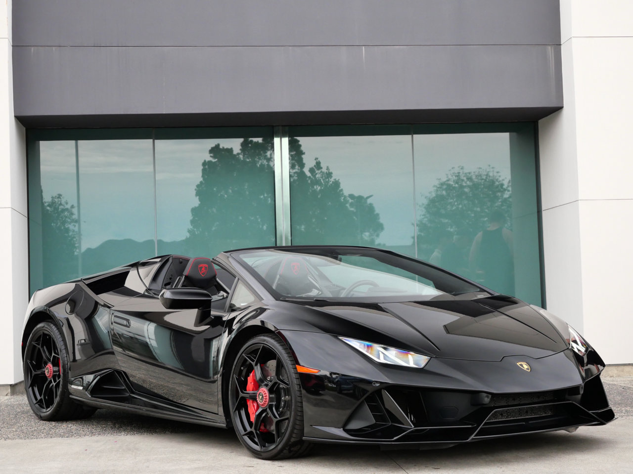 Used 2024 Lamborghini Huracan EVO AWD/4WD image 1