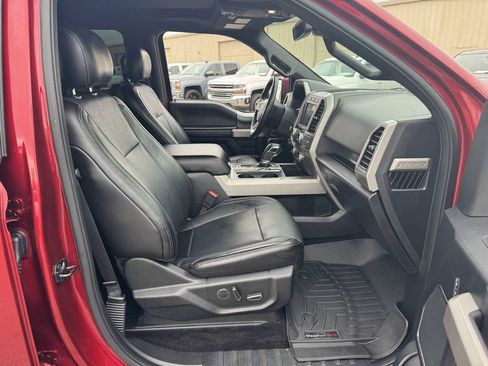 Used 2017 Ford F150 Lariat w/ Equipment Group 502A Luxury AWD/4WD image 14
