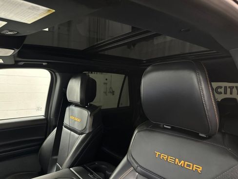 Used 2026 Ford Expedition Tremor AWD/4WD image 36