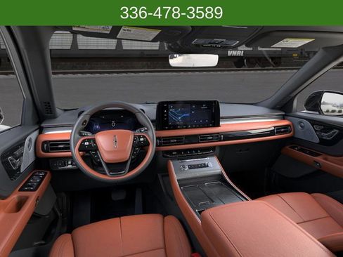 New 2026 Lincoln Aviator Reserve image 9