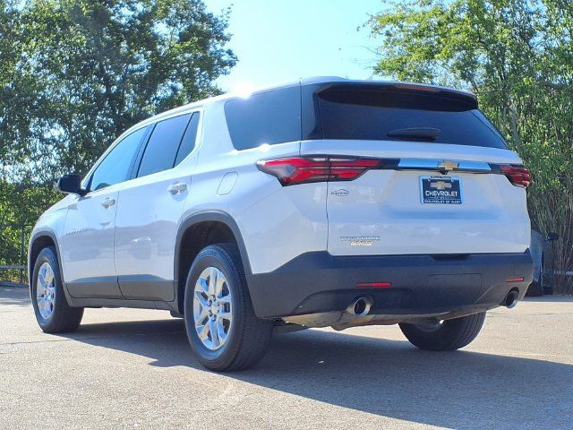 Used 2023 Chevrolet Traverse LS FWD image 7