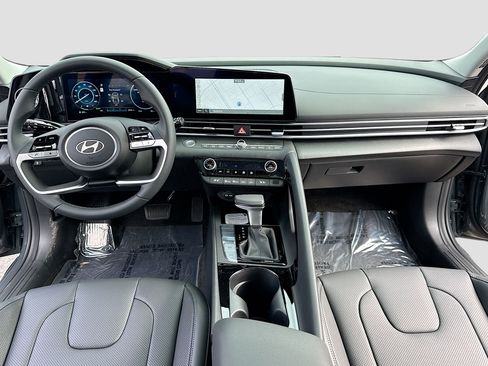 New 2026 Hyundai Elantra Limited image 3