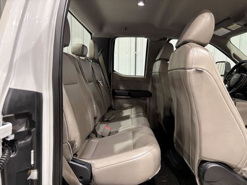 Used 2019 Ford F250 4x4 SuperCab Super Duty image 14