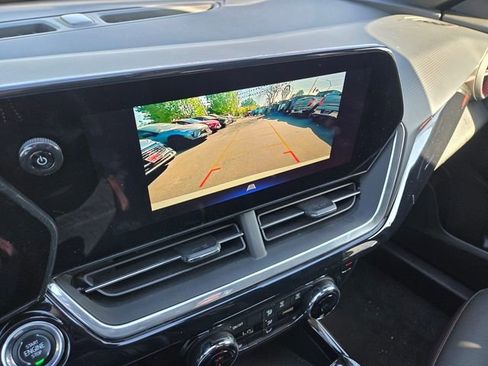 Used 2024 Chevrolet Trax RS w/ Driver Confidence Package image 27