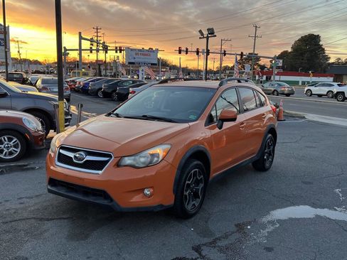 Used 2013 Subaru Crosstrek 2.0i Premium image 11