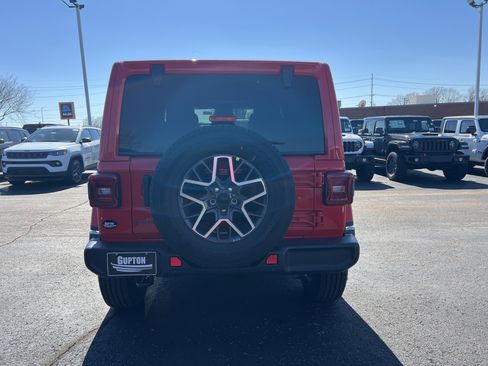 New 2026 Jeep Wrangler Sahara AWD/4WD image 8