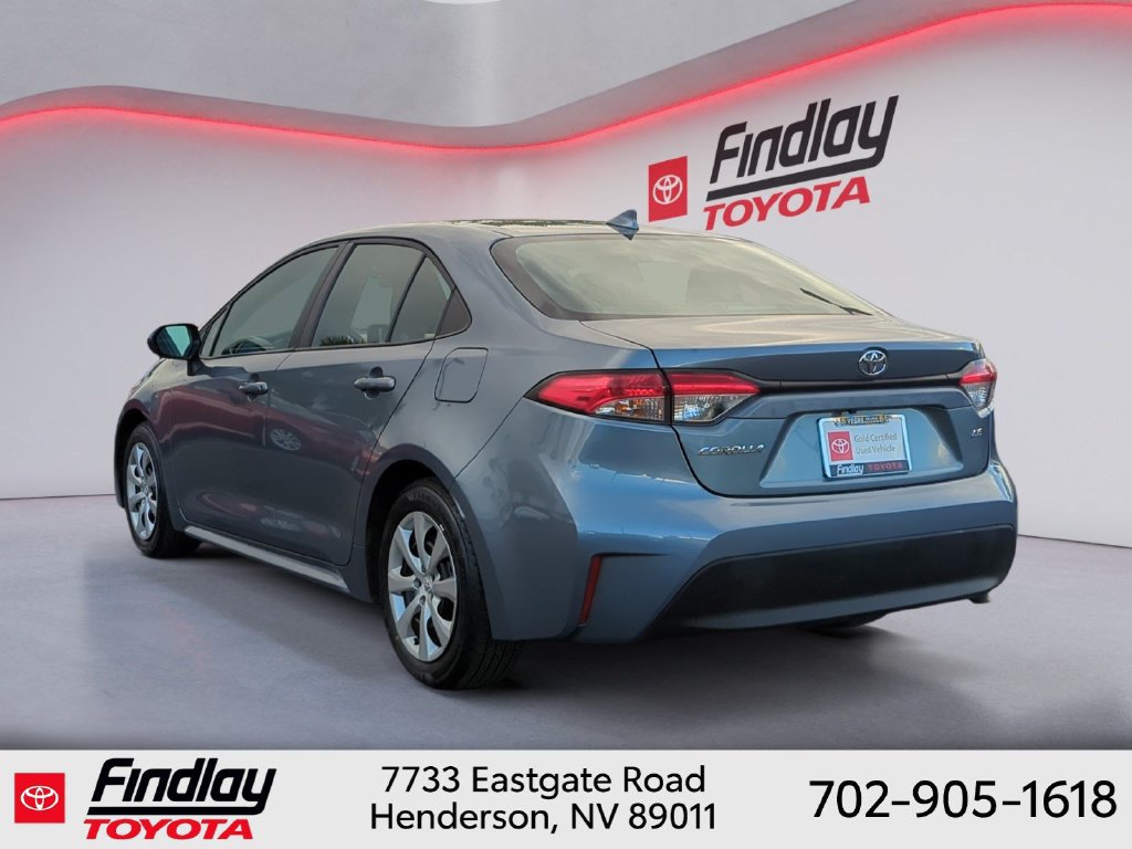 Certified 2025 Toyota Corolla LE FWD image 3