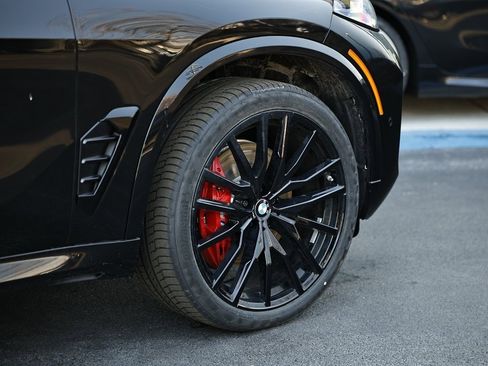 New 2026 BMW X5 sDrive40i w/ M Sport Package image 5