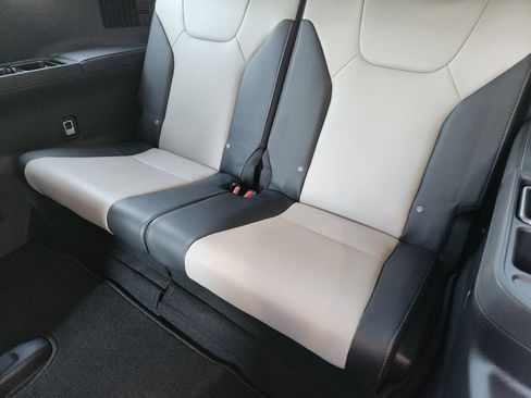 New 2026 Lexus TX 500h AWD image 22