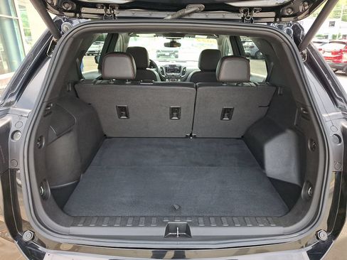 Used 2022 Chevrolet Equinox RS w/ RS Leather Package AWD/4WD image 29