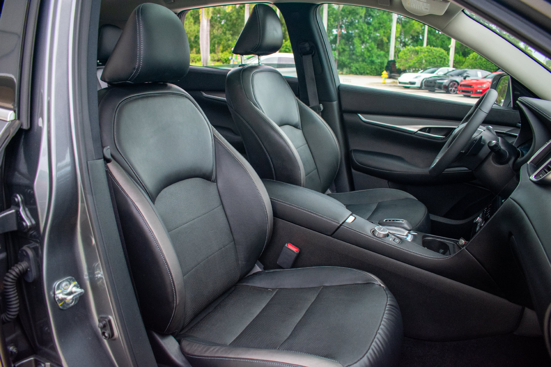 Used 2023 INFINITI QX50 Luxe FWD image 27