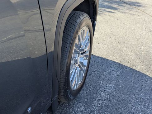 Used 2021 GMC Sierra 1500 Denali w/ Denali Ultimate Package image 30