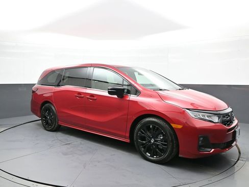 Certified 2025 Honda Odyssey Sport-L image 4