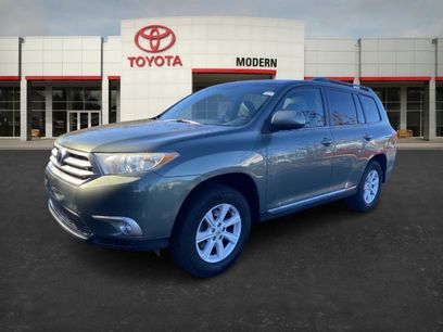 Used 2013 Toyota Highlander SE