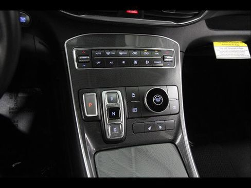 Used 2022 Hyundai Santa Fe SEL w/ Convenience Package image 13