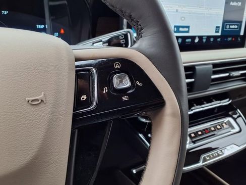 Certified 2023 Lincoln Corsair Reserve FWD image 14