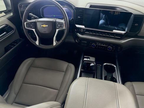 Used 2023 Chevrolet Silverado 1500 LTZ image 17