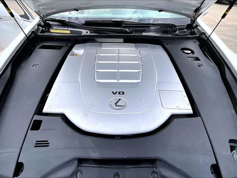 Used 2012 Lexus LS 460 AWD image 28