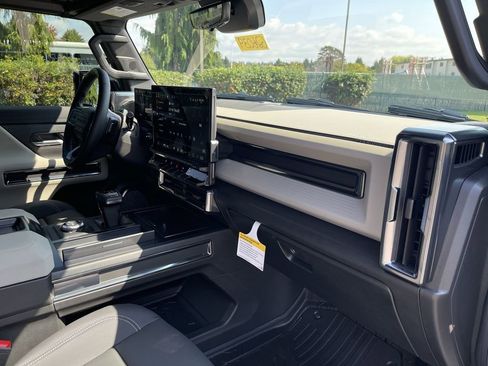 New 2026 GMC Hummer EV SUV image 29